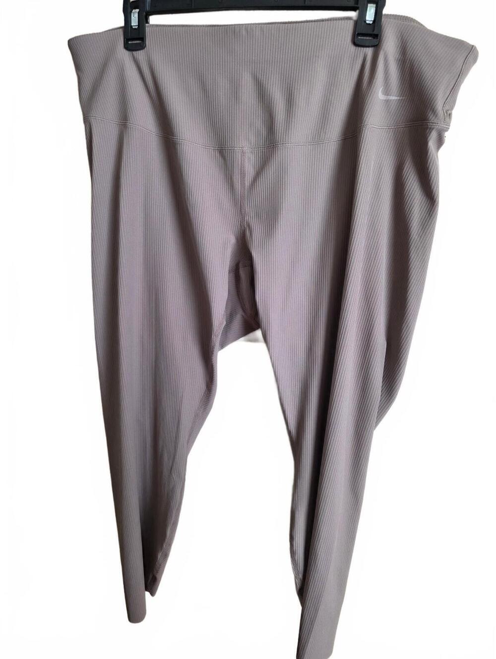 Nike Women's Dri-Fit Ribbed Taupe Training Leggings Size 2X New With Tags